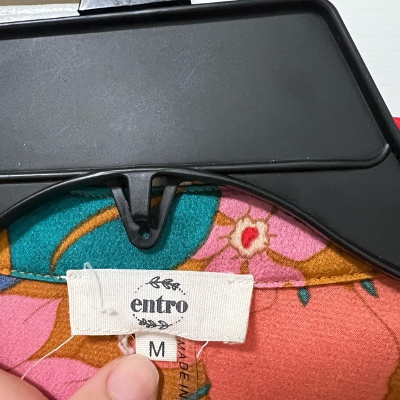 Entro Top - Picture 6 of 6